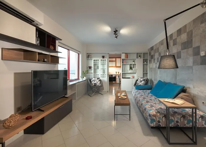 Stefan's Penthouse * Hanya