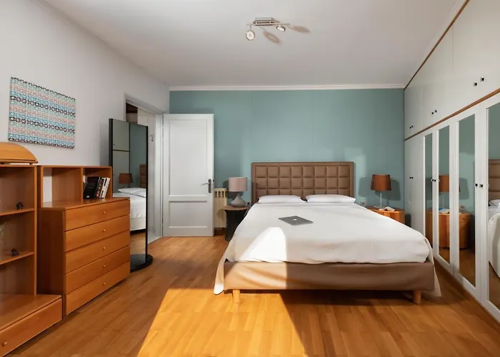 Daire Stefan's Penthouse Hanya